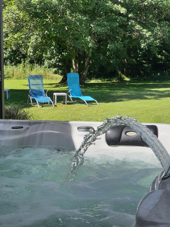Les Mazeraies Maison D'Hotes Avec Spa Savonnières Kültér fotó