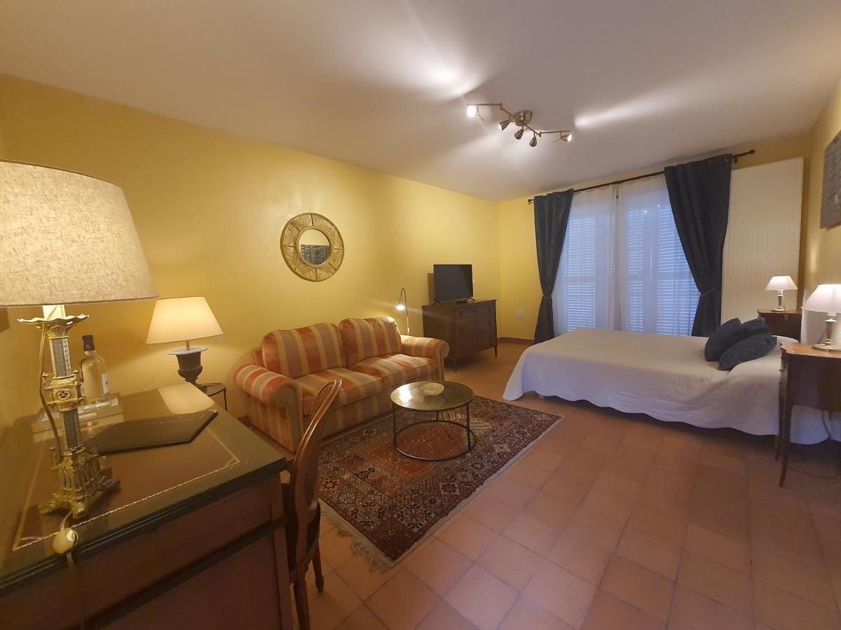 Les Mazeraies Maison D'Hotes Avec Spa Savonnières Kültér fotó
