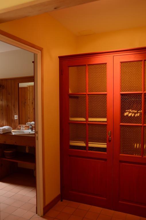 Les Mazeraies Maison D'Hotes Avec Spa Savonnières Szoba fotó