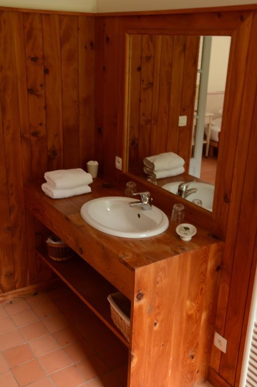Les Mazeraies Maison D'Hotes Avec Spa Savonnières Szoba fotó
