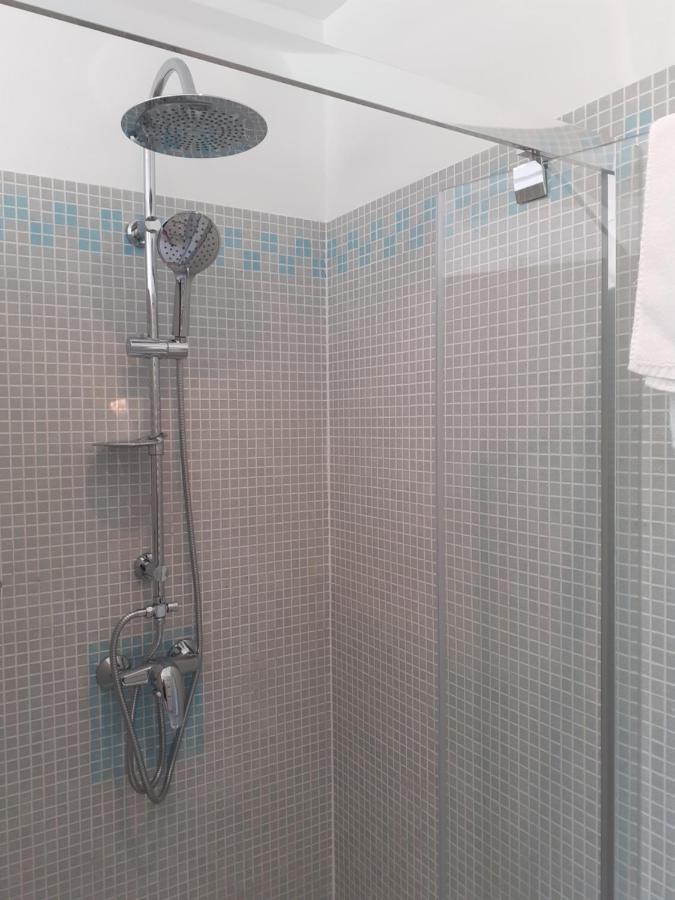 Les Mazeraies Maison D'Hotes Avec Spa Savonnières Kültér fotó